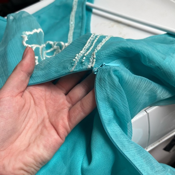 NWT Bandolino Beaded Embroidered Sleeveless Blouse - Picture 10 of 13